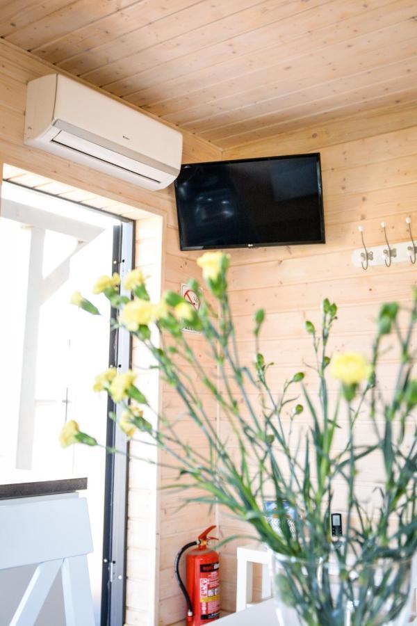 זאטור Domki Komfort Caloroczne מראה חיצוני תמונה